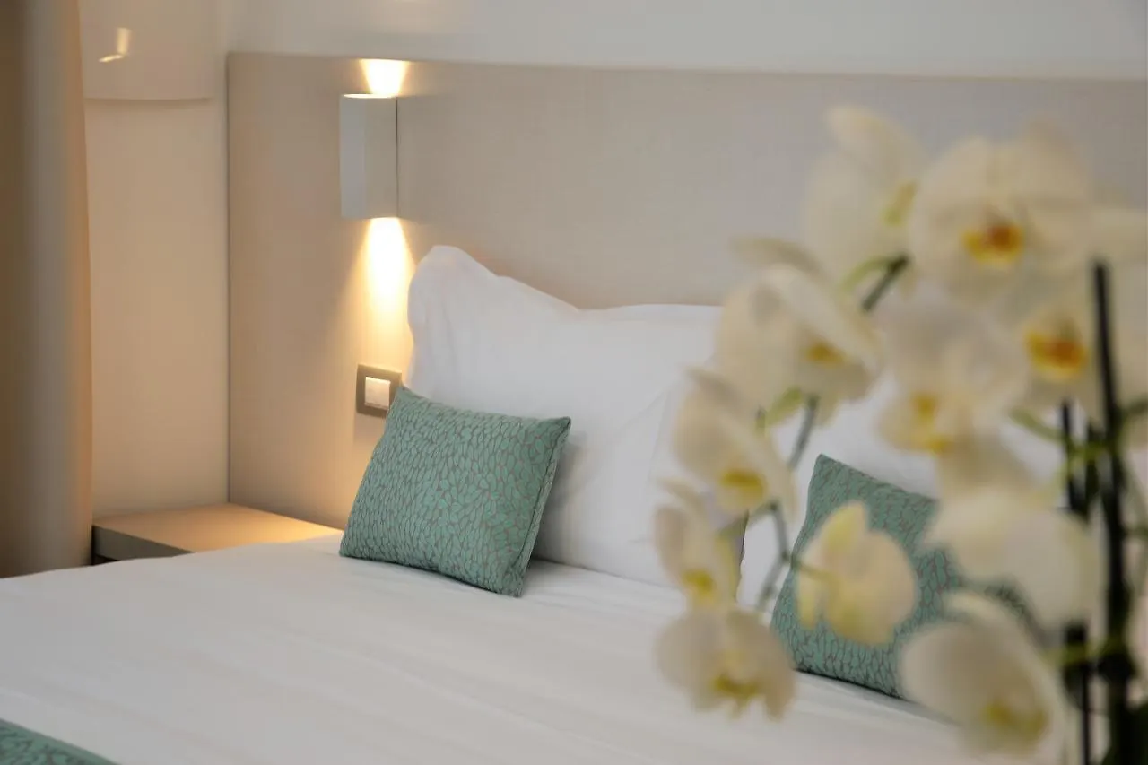 Hotel Ponti Angera